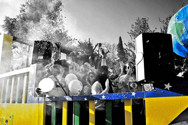 moving stage brazilian music